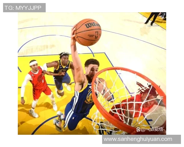 勇士队凭借18记三分球精彩逆转雄鹿队成功夺胜展现强大团队实力